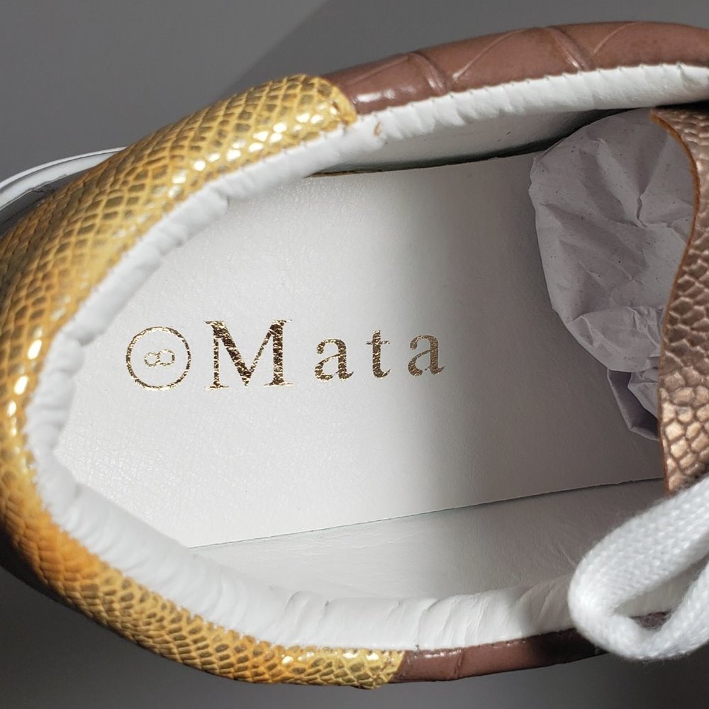 🏅HP🏅Brown & Copper Crocodile Texture Sneakers - Picture 7 of 7